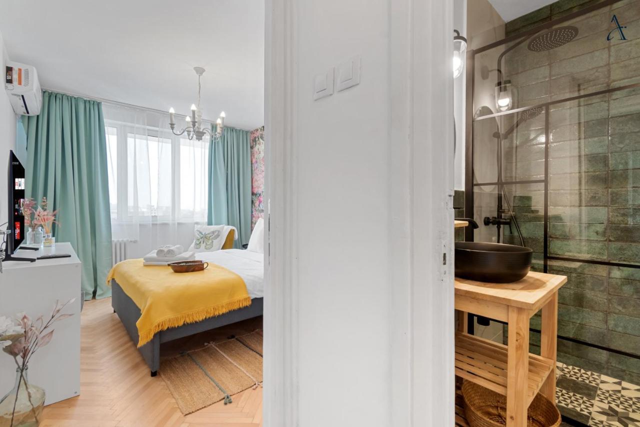 1Bdr Apartment Perla 225 Bucharest Luaran gambar